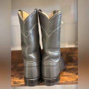 242 • Vintage Justin Roper Boots